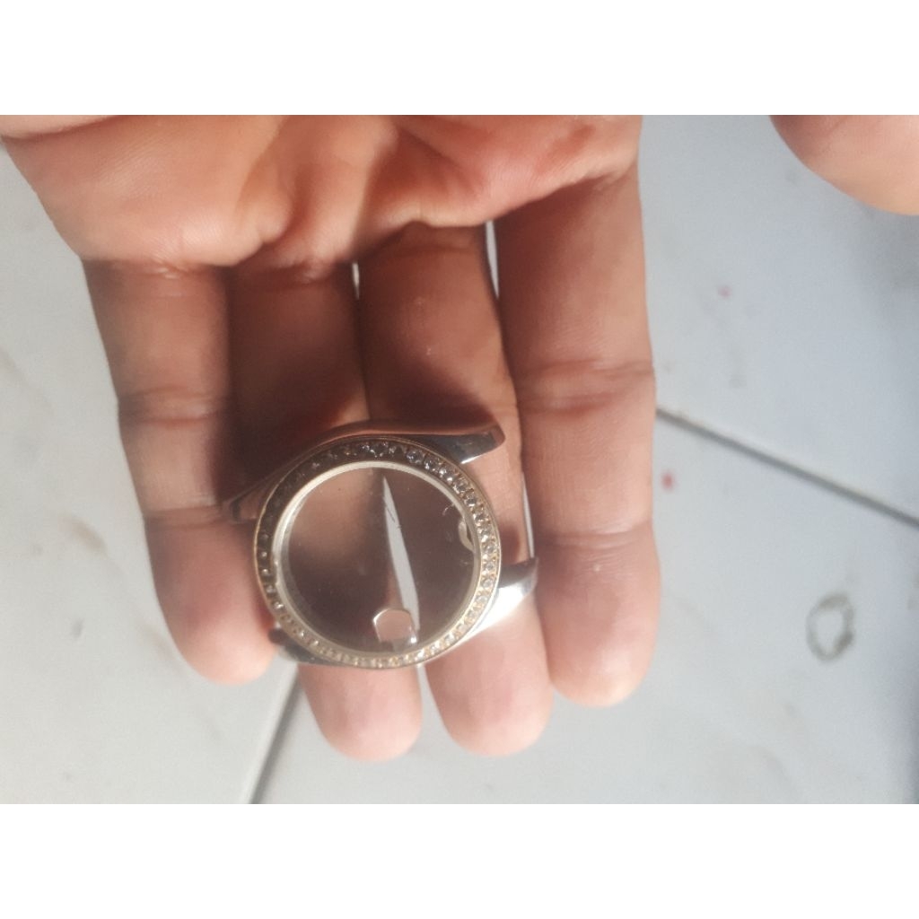 KESING JAM TANGAN ROLEX BEKAS