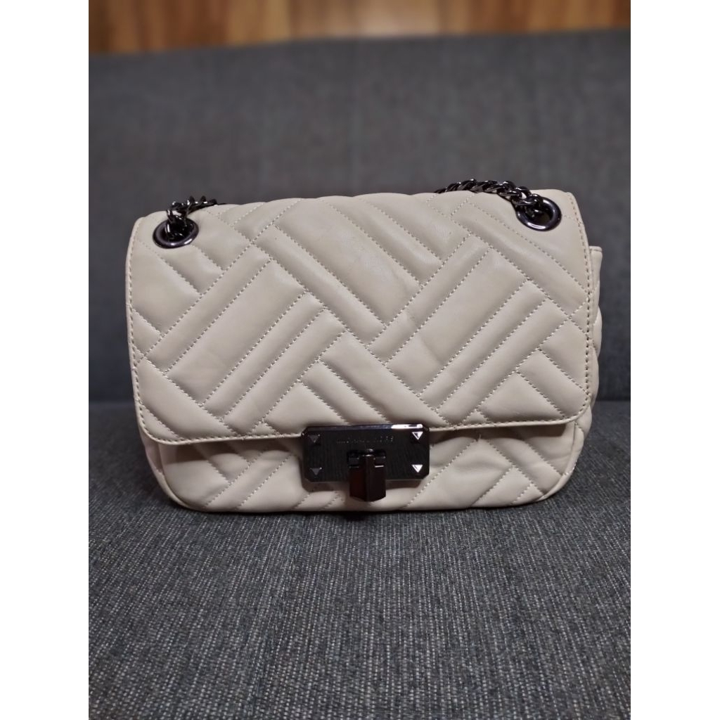 preloved MK Sling bag