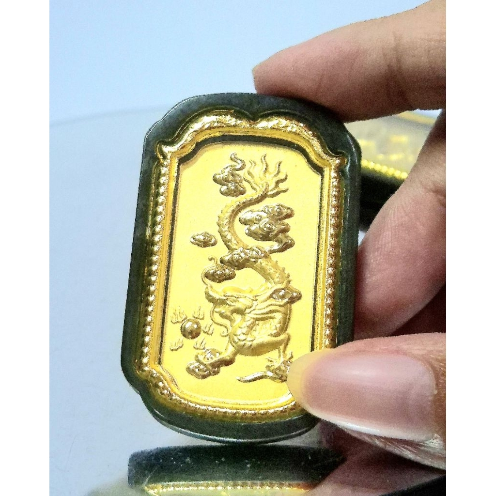 y4 Liontin Giok Nephrite Naga Lapis Emas 24k Bersertifikat