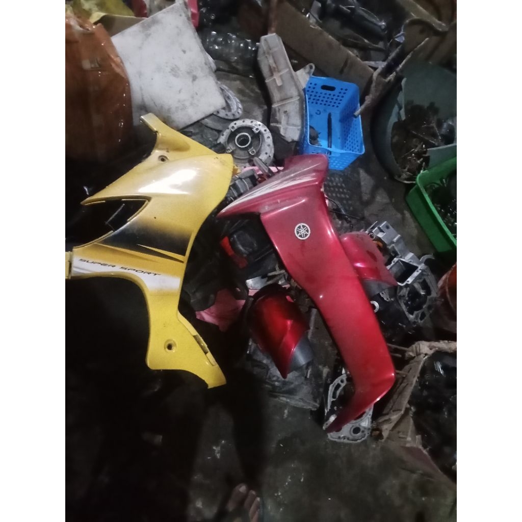 sayap luar dalam dan cover spakbor 125z