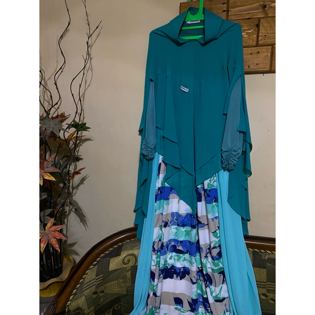 preloved sett Hijab Kayunie