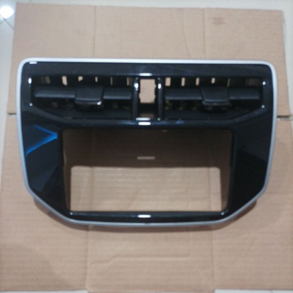 Frame panel head unit Rush Terios tahun 2019 Up Original