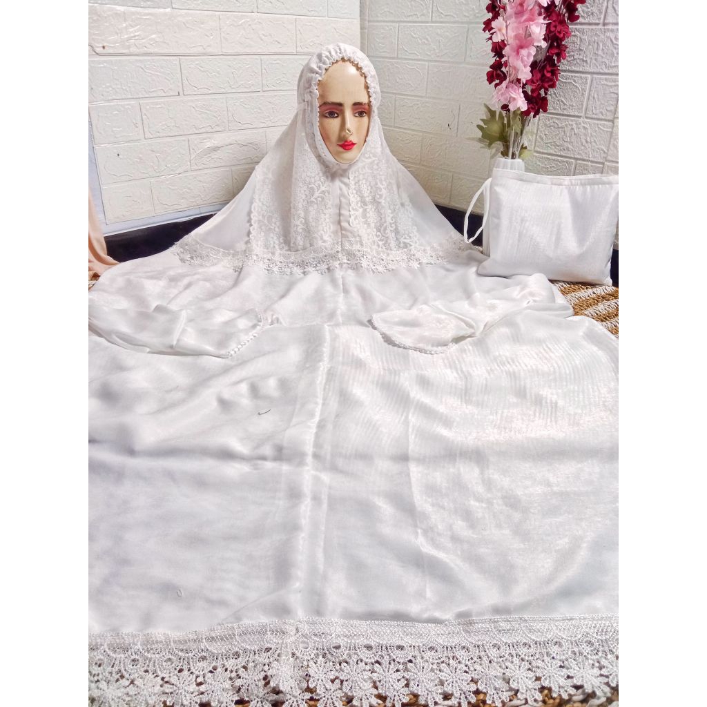 mukena terusan renda brokat