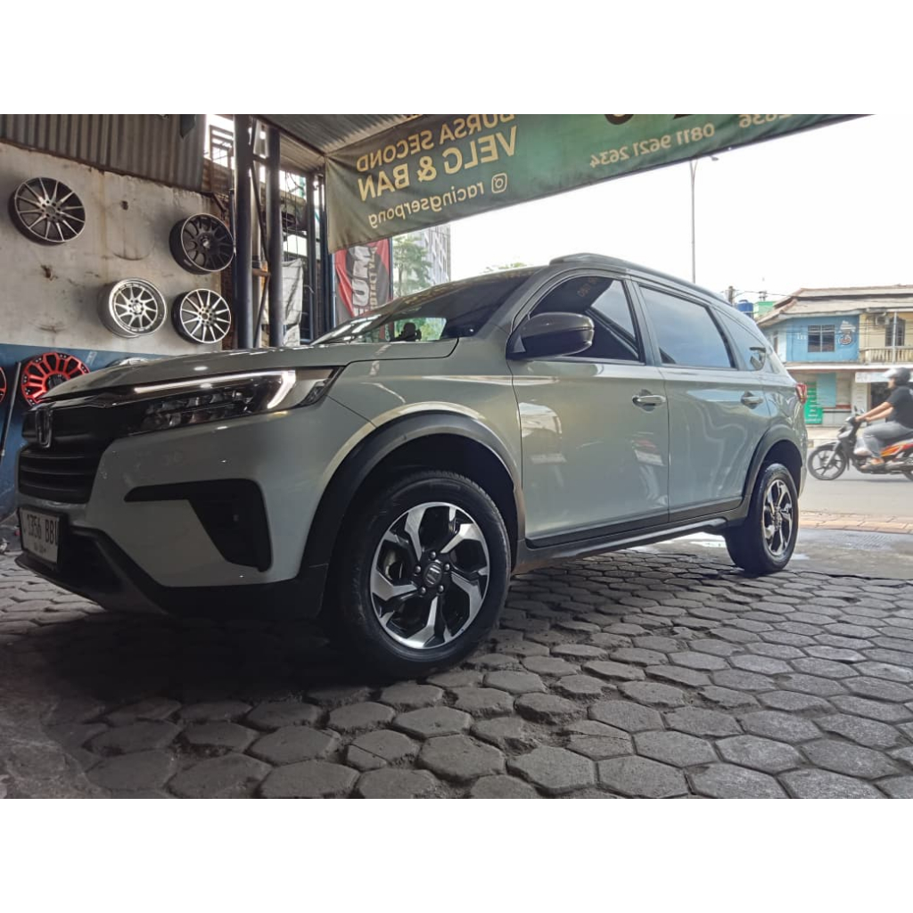 PELEK MOBIL SECOND STD BRV RING 16 LEBAR 6.5 | VELG MOBIL BEKAS BRV/CRV/INNOVA R16X6.5 GREY POLISH