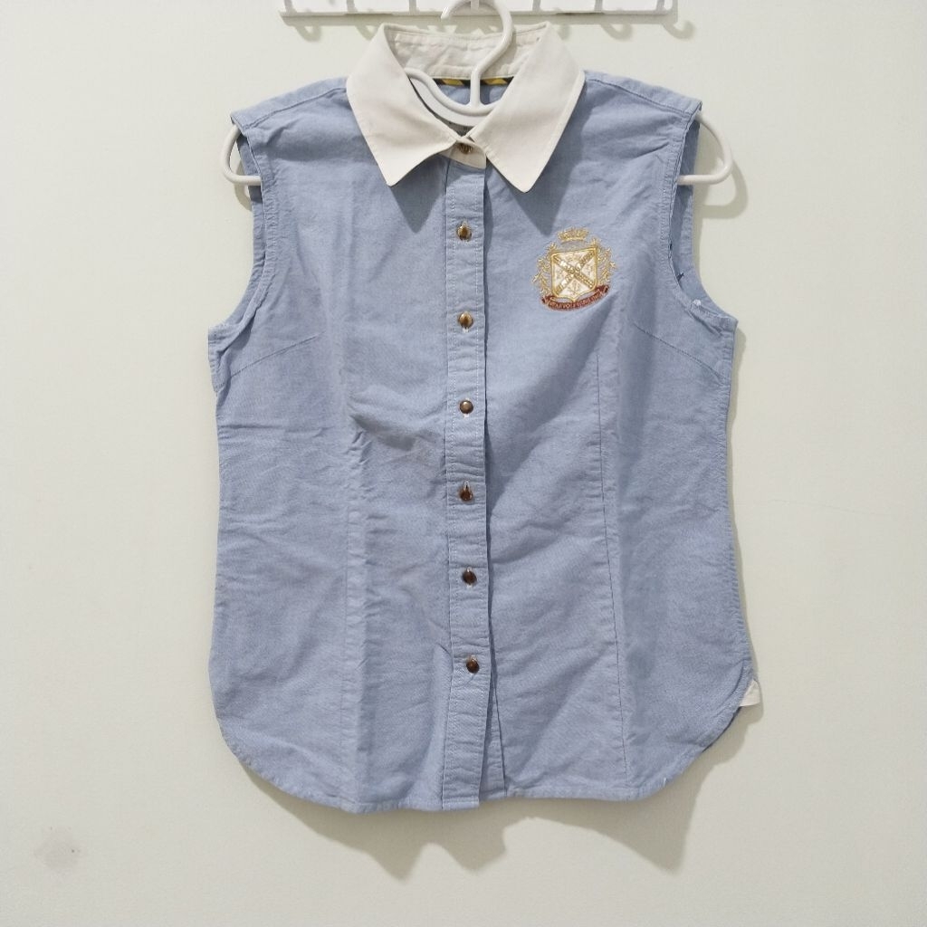 Preloved bekas second Rompi Vest Biru Muda Denim | gaya old school baju luaran outer sleeveles tanpa