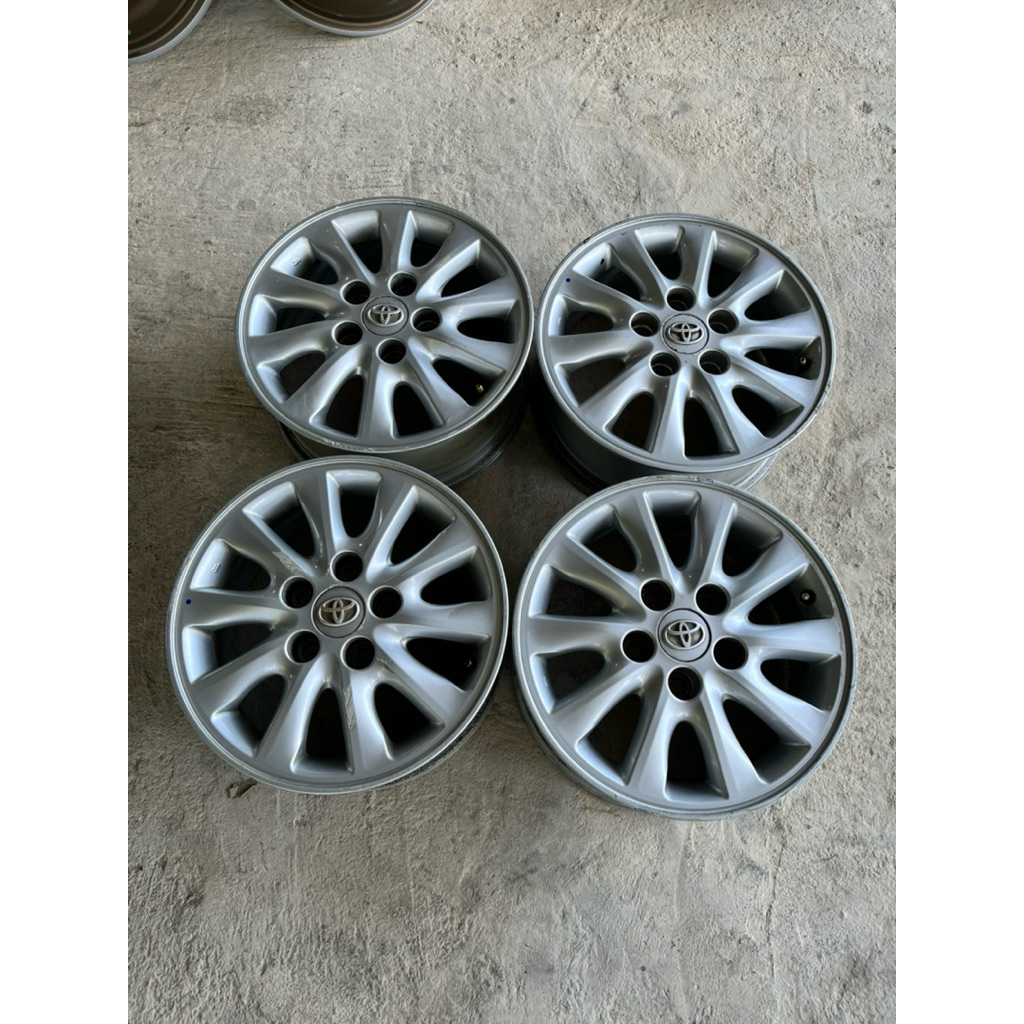 velg oem kijang innova luxury