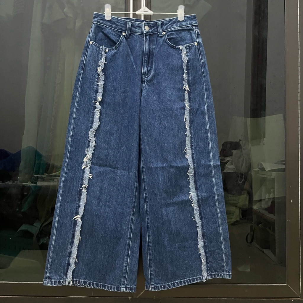 GU Jeans Wide Leg Kulot Denim Rawis Gombrong