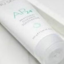 ap.24 whitening fluoride toothpaste