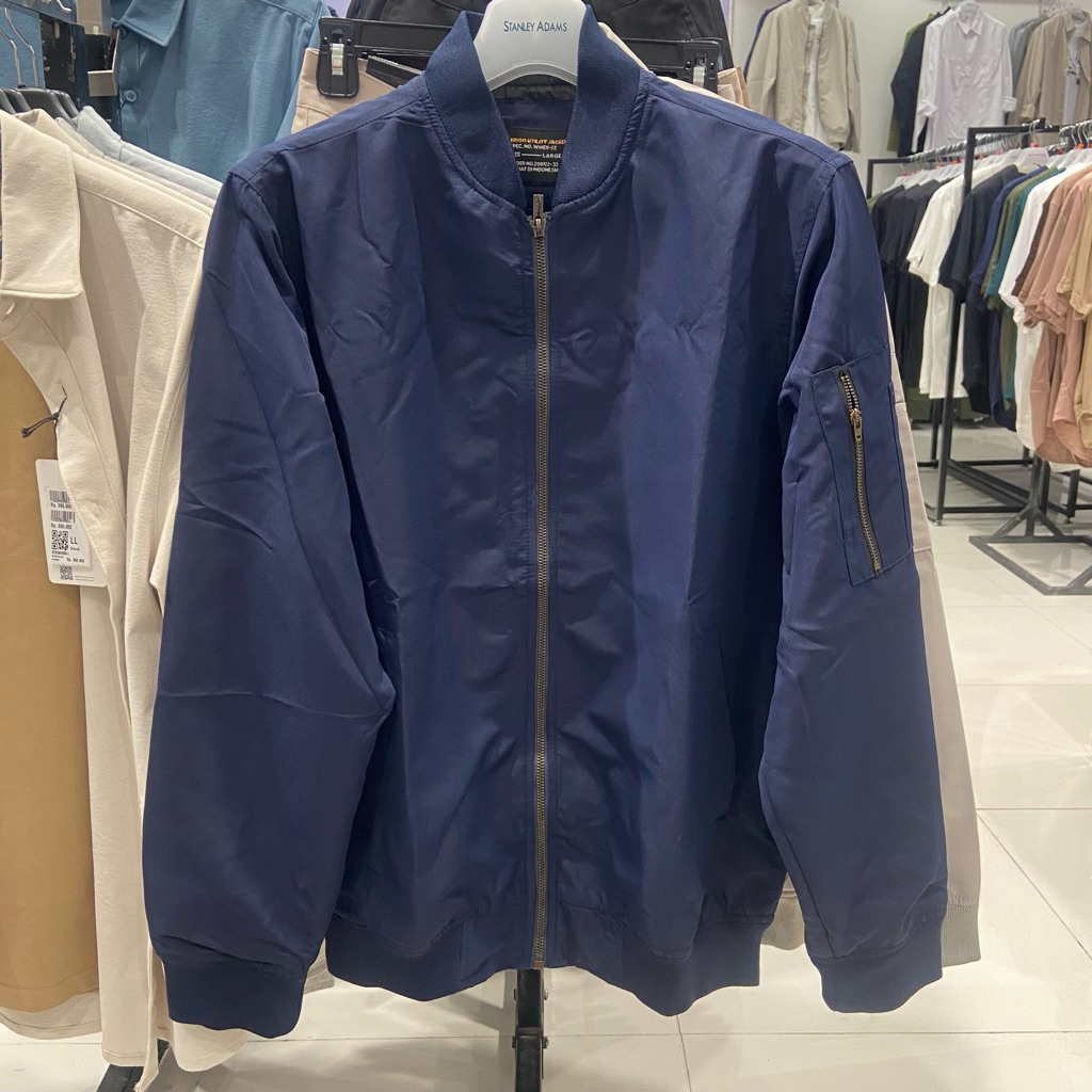 Erigo original jacket bomber pria bahan parasut super comfy