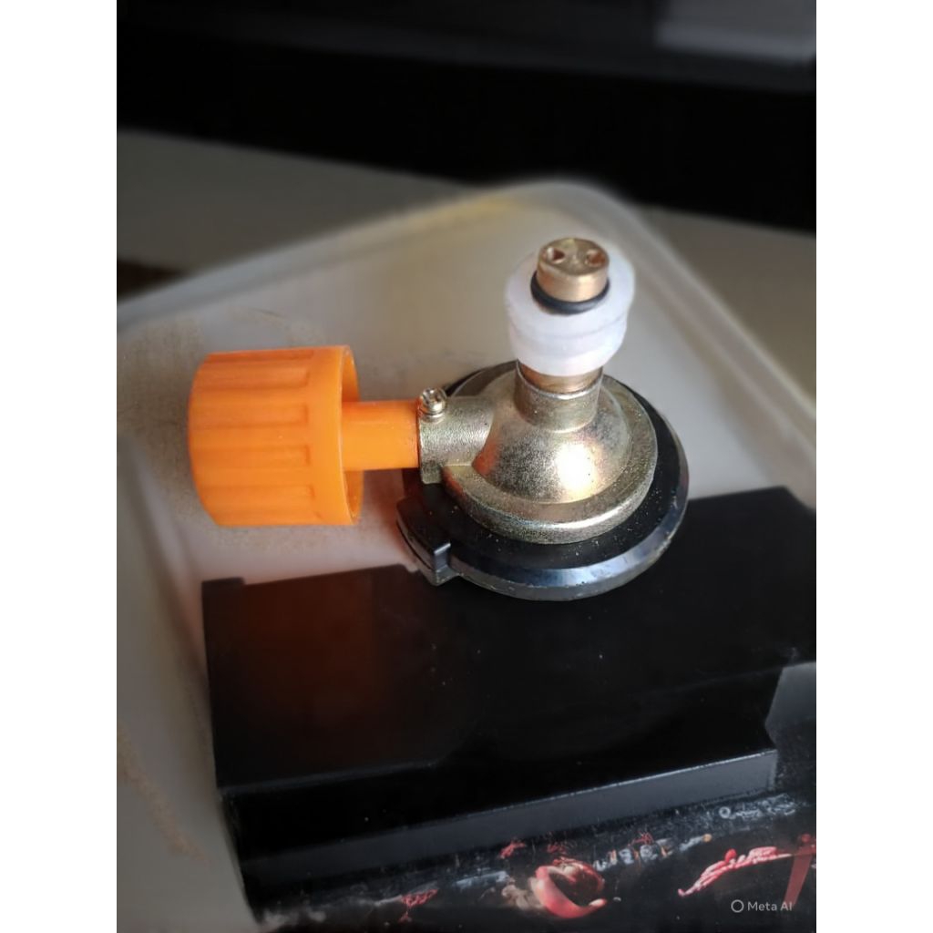 REFIL ALAT ISI ULANG GAS KALENG PORTABEL