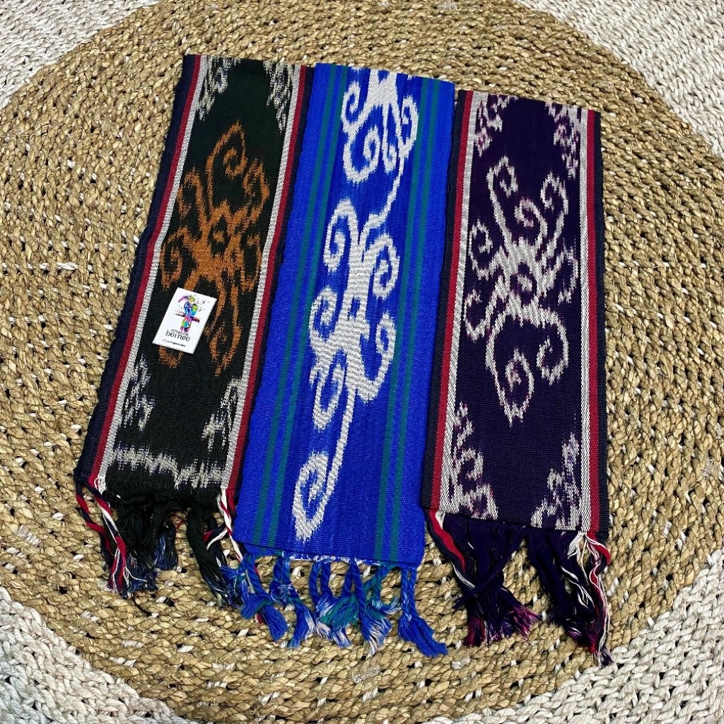 SYAL TENUN KHAS KALIMANTAN - SYAL TENUN MOTIF BATIK DAYAK