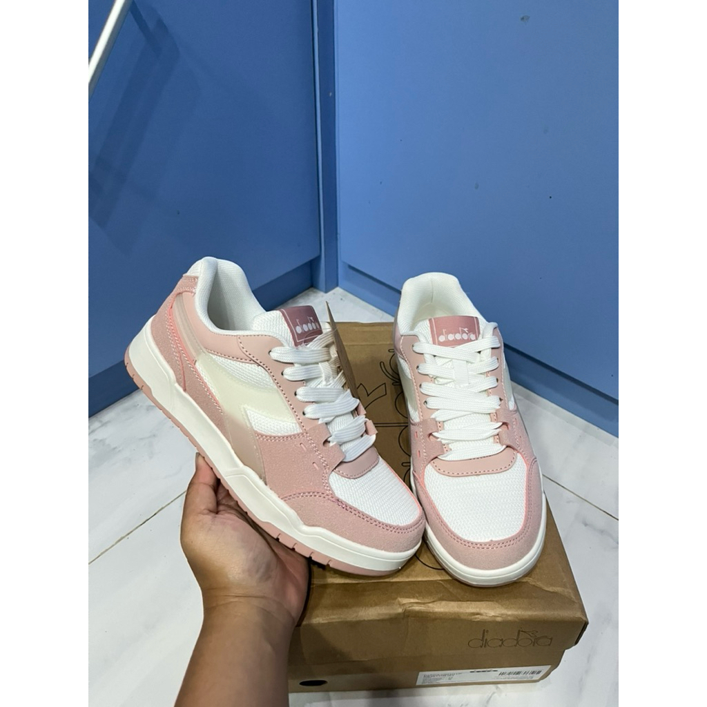 Sepatu sneakers Diadora women pink mux putih ukuran 36 sale 70% (NEWTON PINK)