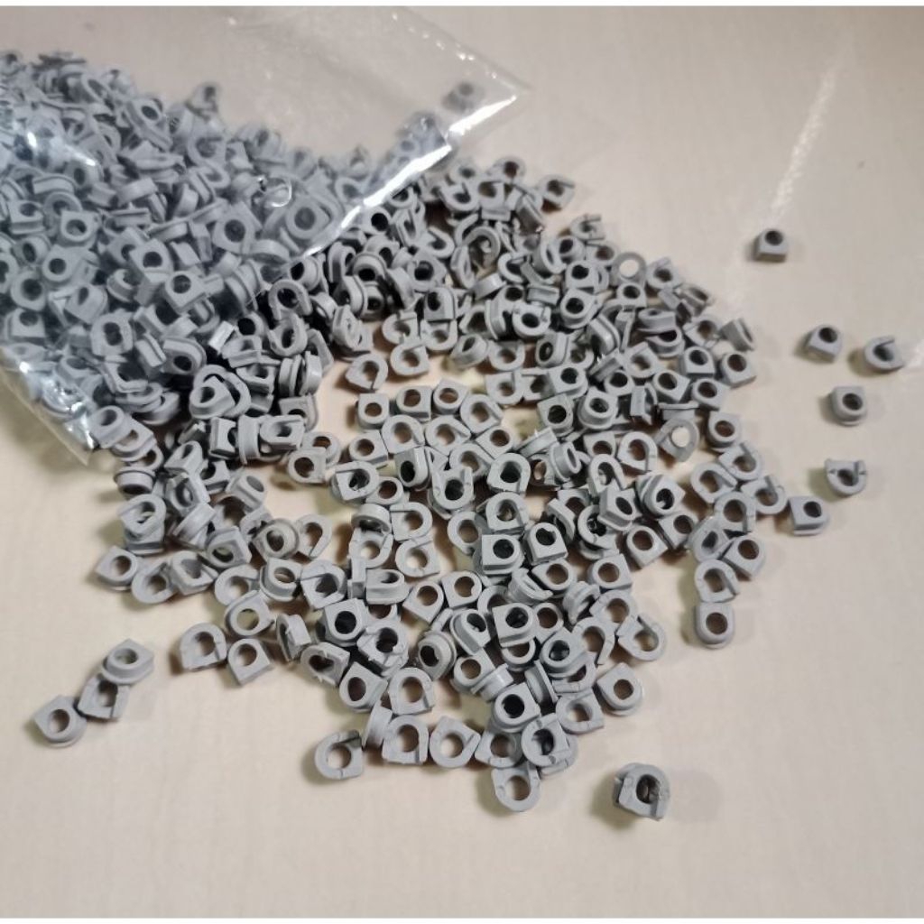 Kancing kisi-kisi ac avanza xenia rush terios Bosh dudukan kisi ac rush terios avanza xenia Penjepit