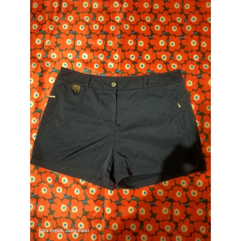 Celana Pendek Kim Young Joo Golf