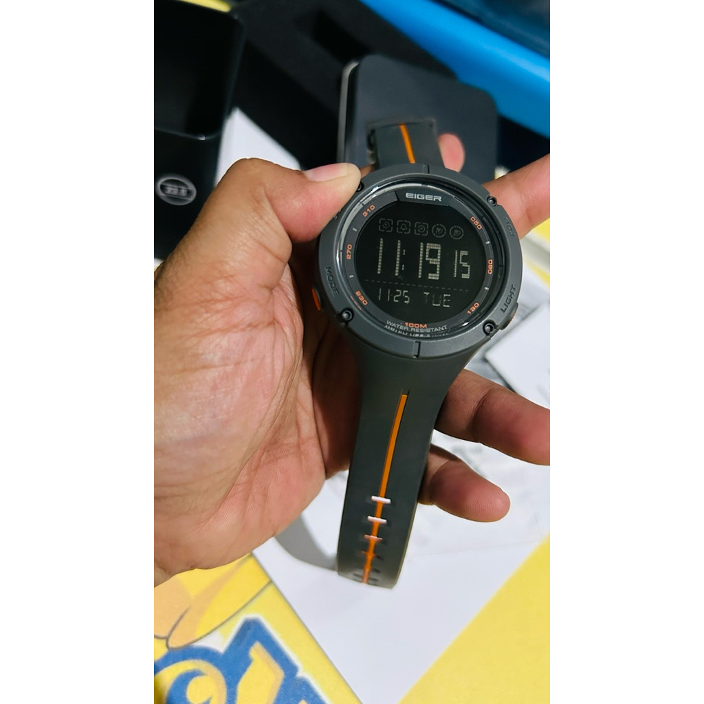 Jam Tangan Wanita Cleeeve Eiger Ori Preloved