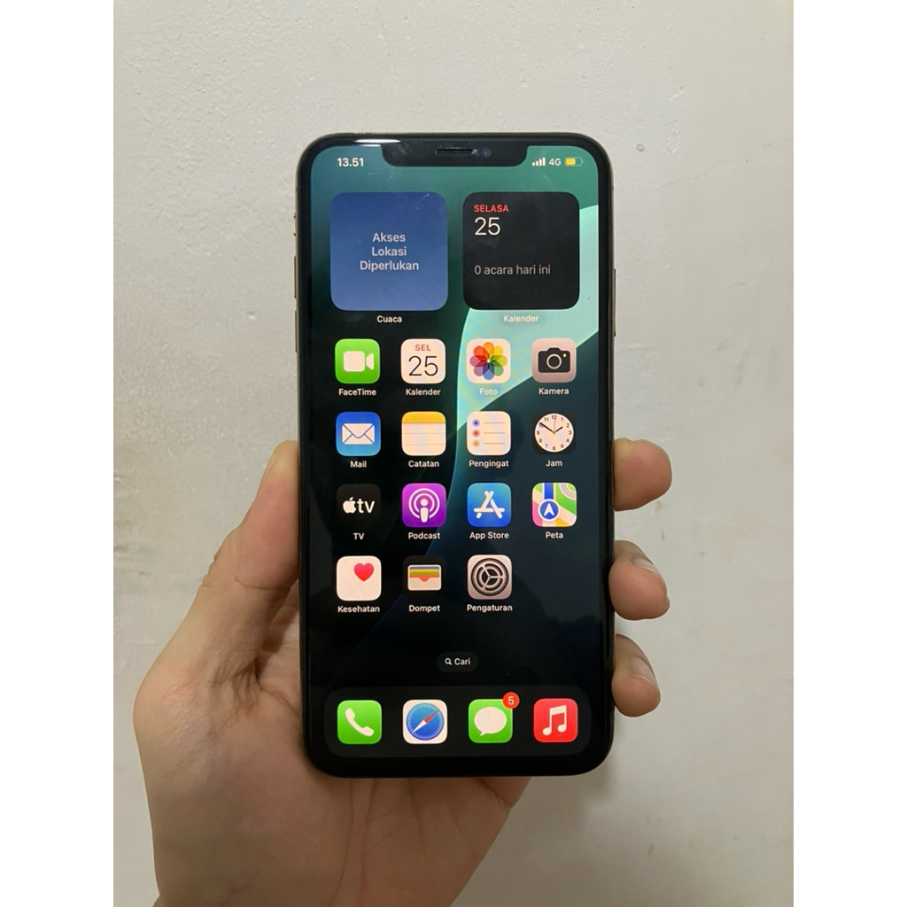 iPhone xs max 64GB