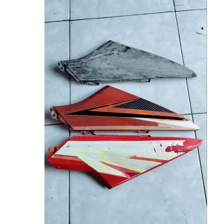 Cover sambungan body belakang Honda supra x 125 original second