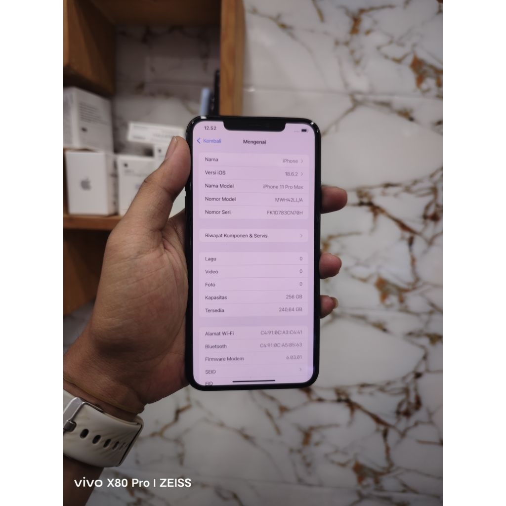 iphone 11 promax 256gb Smartfren only