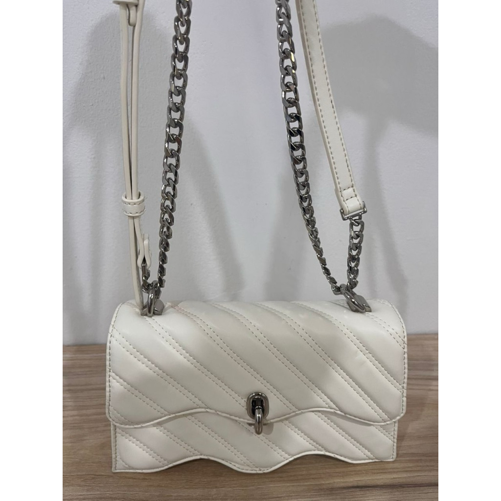 Tas Charles and Keith Authentic Crossbody Bag Putih