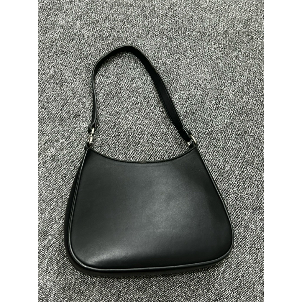 bershka shoulder bag - preloved