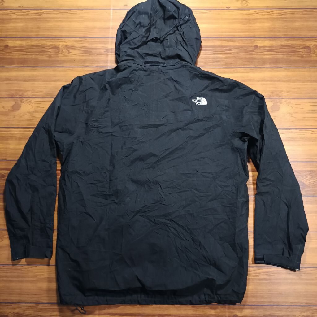 Jaket Outdoor The North Face TNF Goretex Second Original Hitam size XL