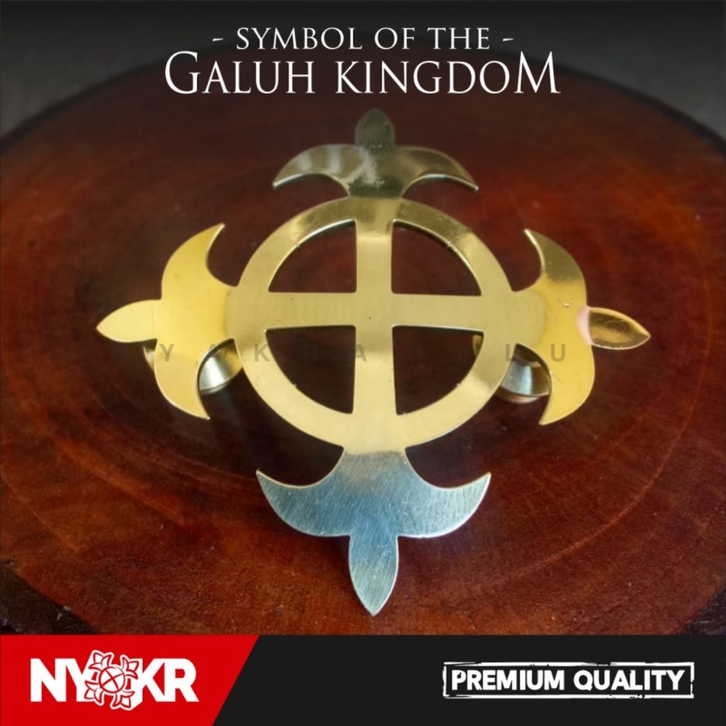 Pin Kembang Cakra Galuh (5cm)