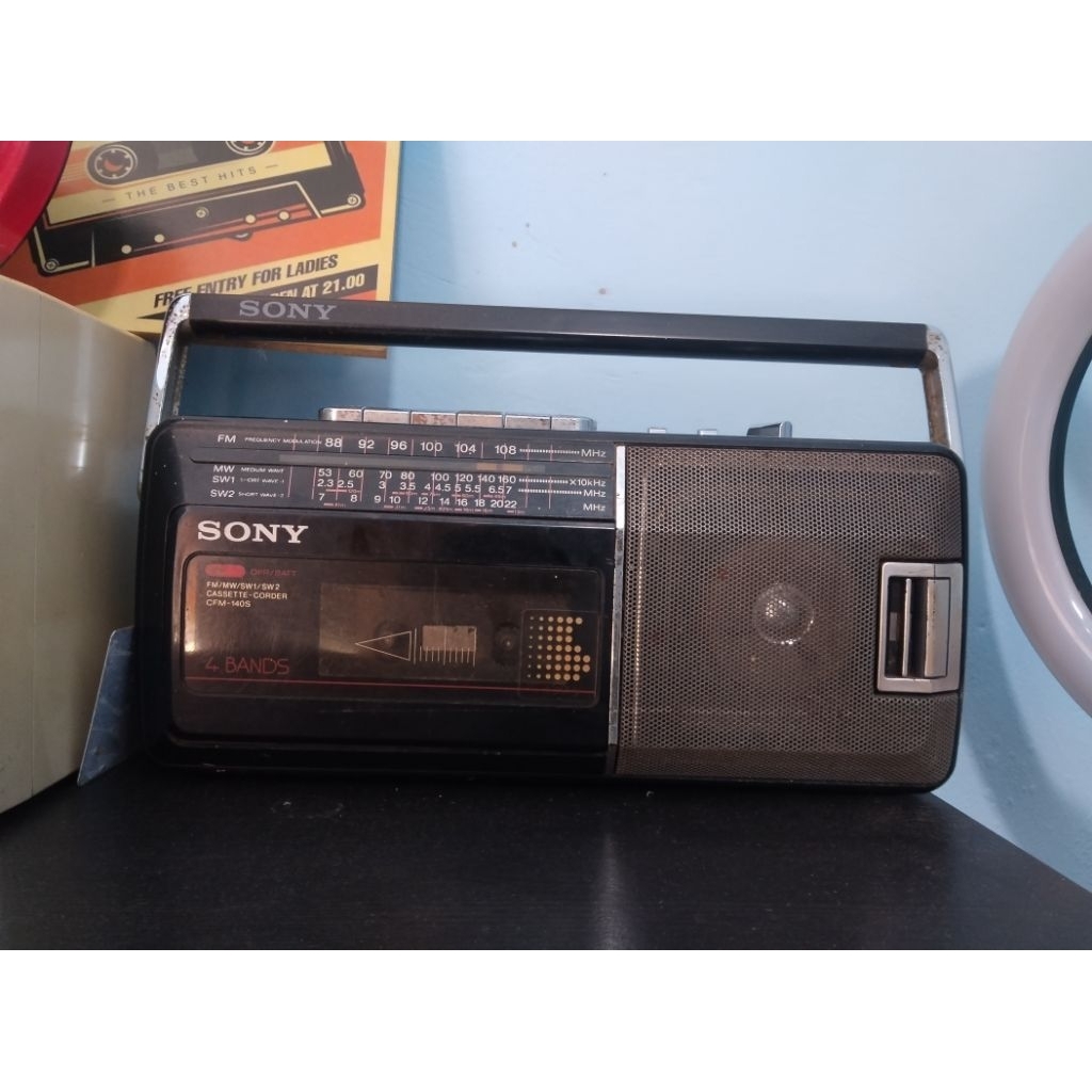 tape jadul Sony CFM 140s
