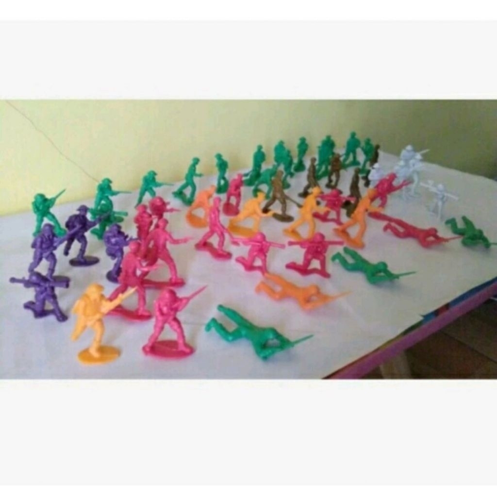 Mainan anak figure tentara plastik military isi 50pcs keren murah mainan miniatur figure tentara pla