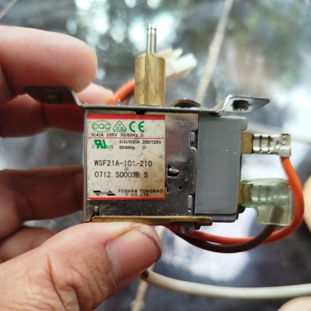 Thermostart Kulkas Lemari Es Showcase Sharp WSF21A-101-210 cabutan original