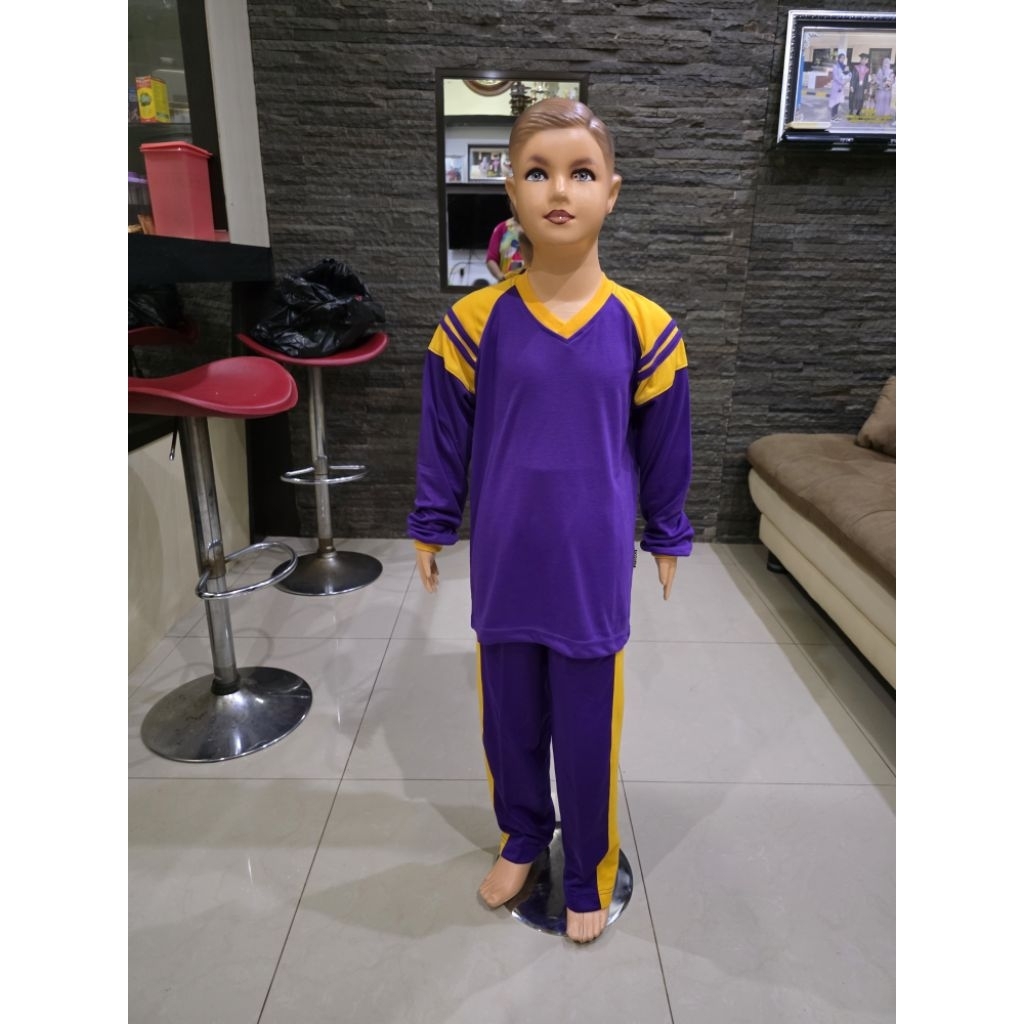 Setelan baju olahraga anak SD ungu tua lis kuning/baju olahraga 1 stel ungu