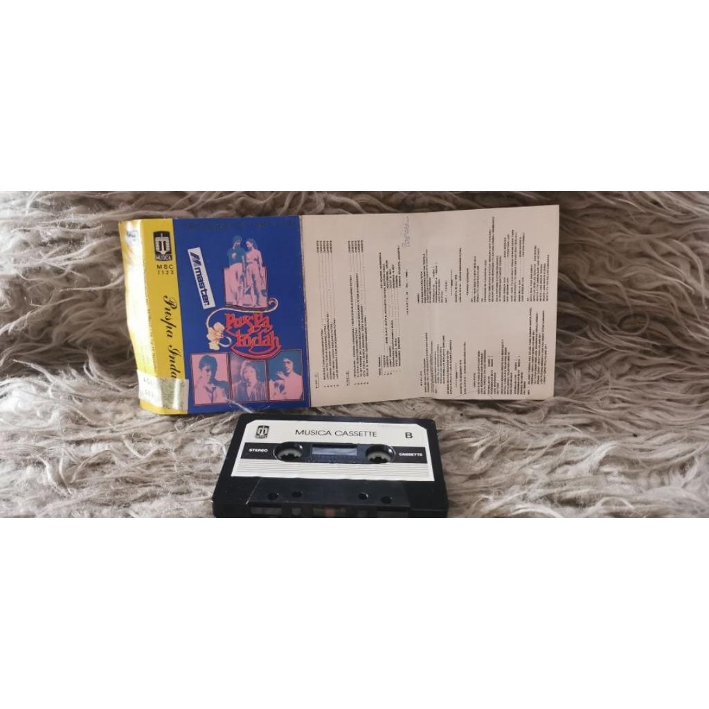 Puspa indah kaset pita