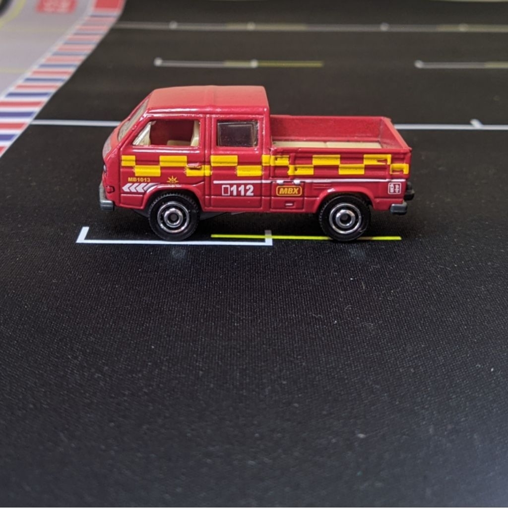 Matchbox Loose Volkswagen Transporter Crew Cab