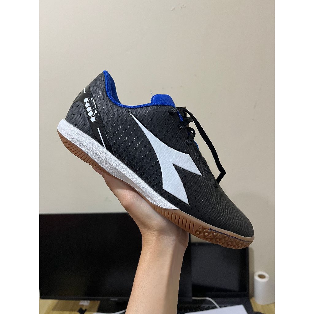 Sepatu Pria Futsal DIADORA Pichichi 5 TFR Black Original DIA178793214