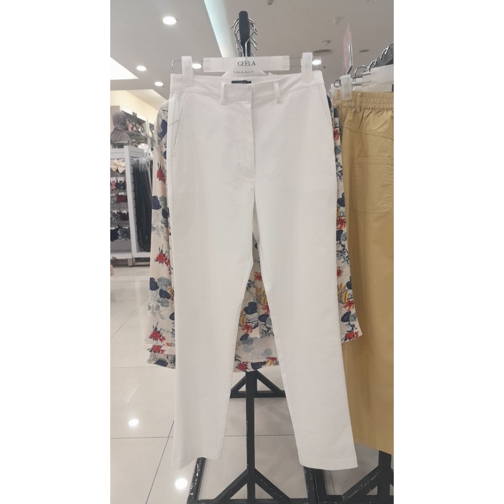 Celana chinos wanita geela