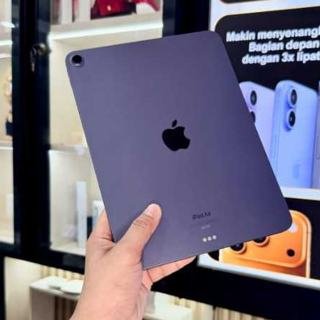 iPad Air 5 256GB Purple second like new ex garansi resmi indonesia