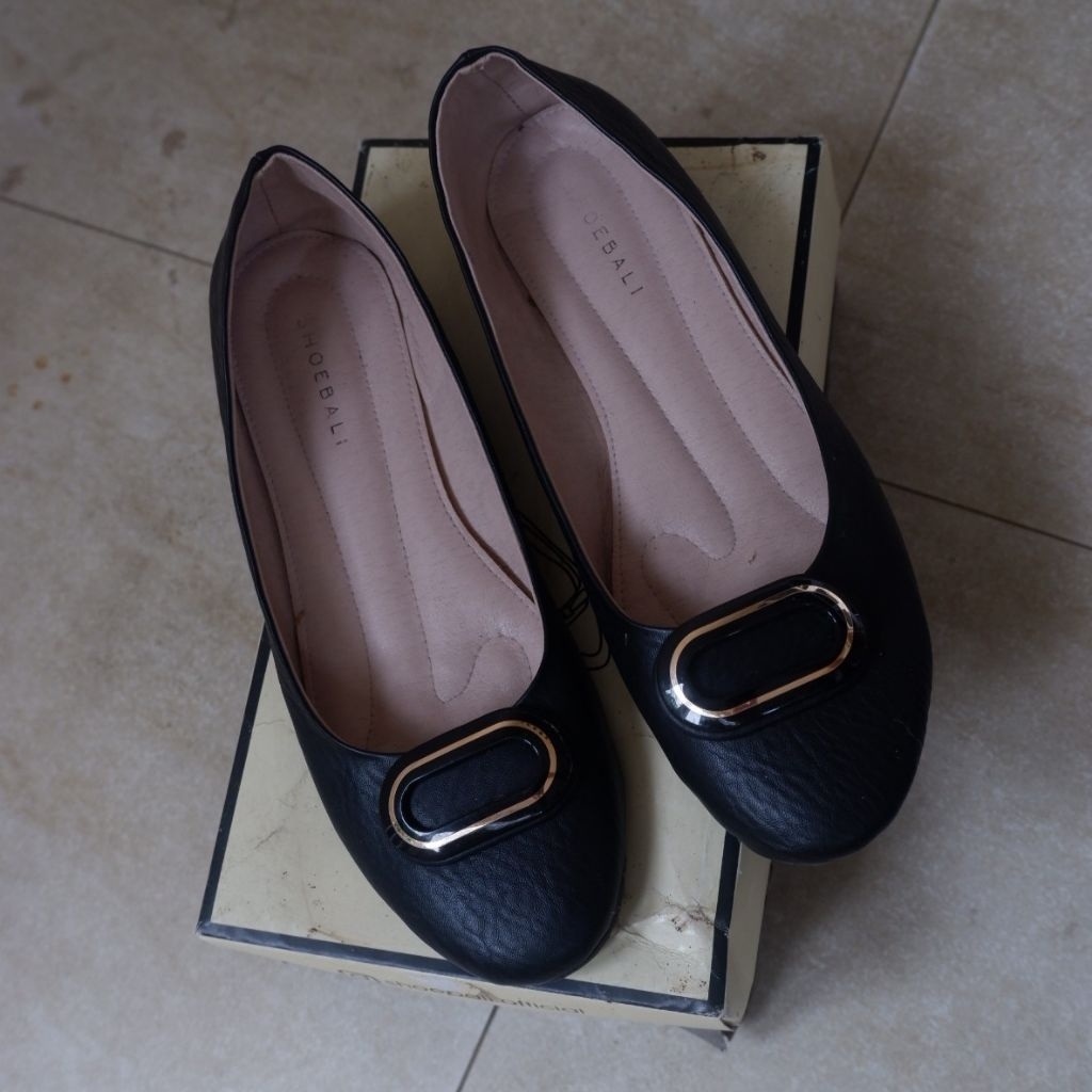 (PRELOVED ORI) SHOEBALI Flat Shoes 010-003 Hitam