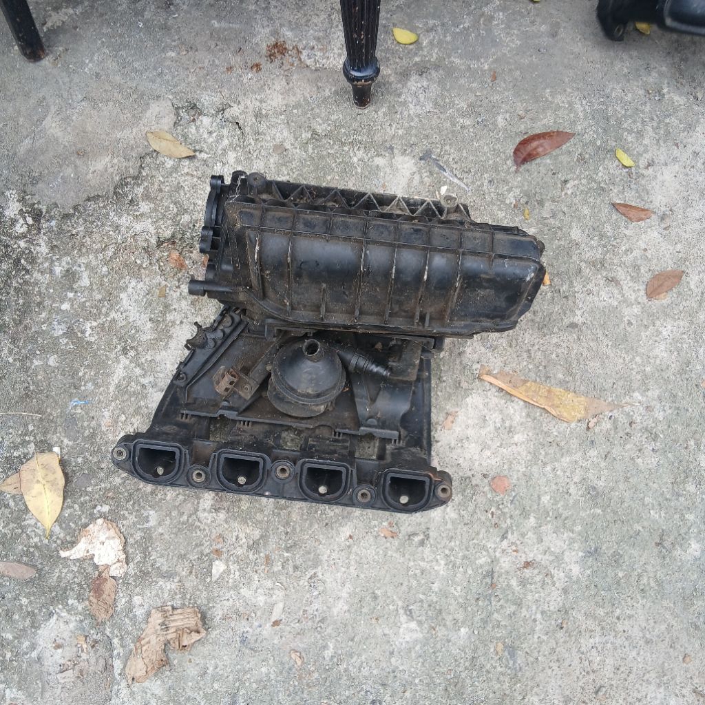 Intake Manfold Bmw e46