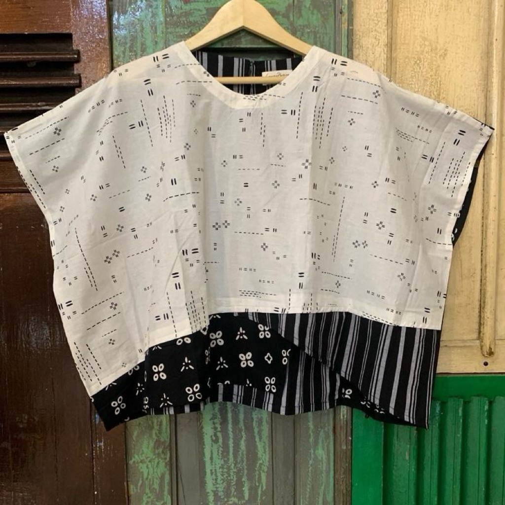 Batik Luwes Putera - Blus Semi Lowo Wanita
