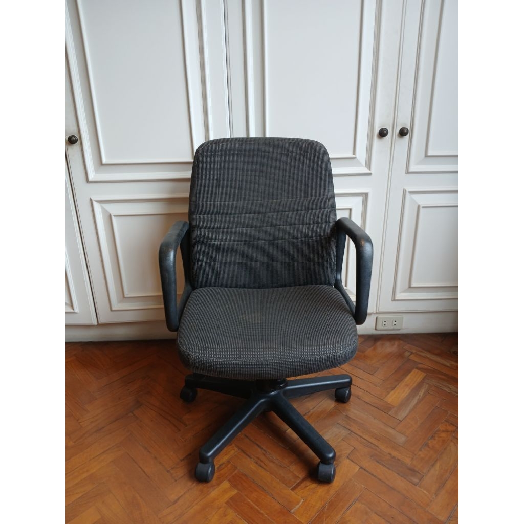 Kursi Kantor Ergonomis Roda Putar-Bekas Berkualitas(Second Hand)