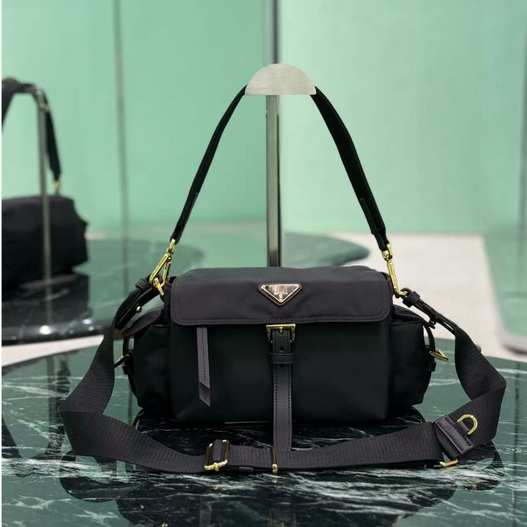 Preorder – Tas Messenger PR Nylon Unisex Sling Bag Sporty Nylon Tas Selempang Messenger Kecil