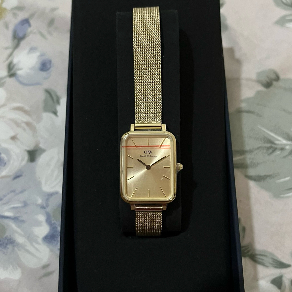 Jam Daniel Wellington Quadro Unitone Gold - DW00100485
