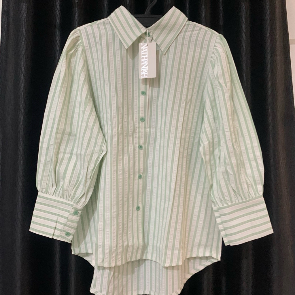 NEW kemeja garis oversized by nathaniah