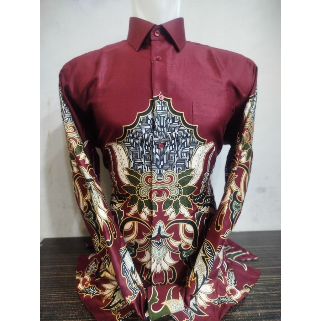 Alisan Batik Lengan Panjang slimfit motif candi