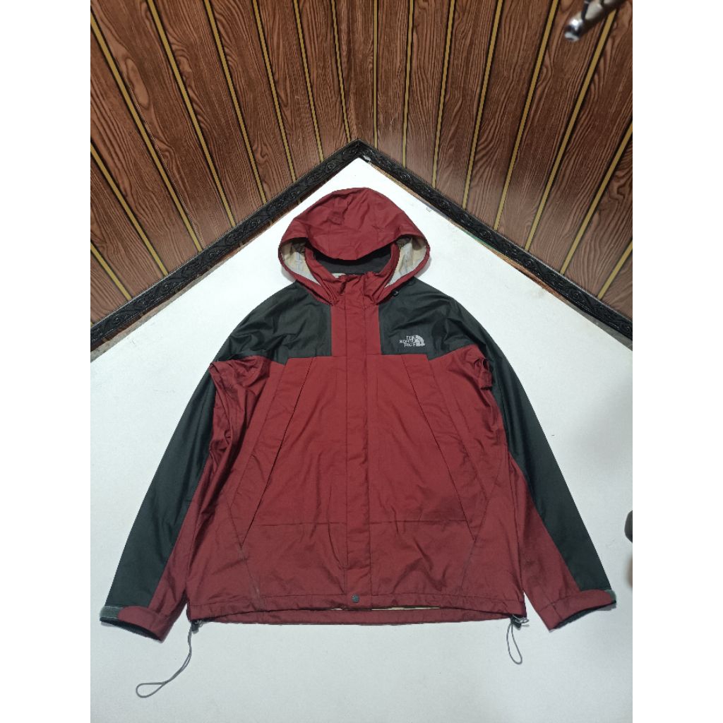 jaket outdoor TNF goretex XCR