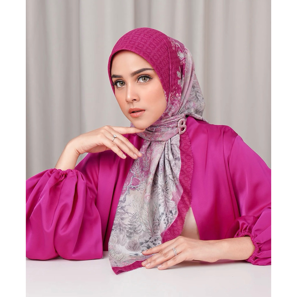 BUTTONSCARVES HOLIDAY SERIES