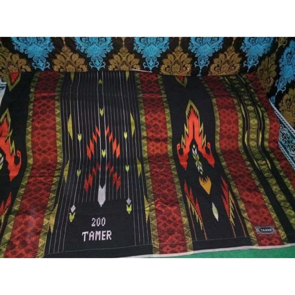 sarung tamer 200