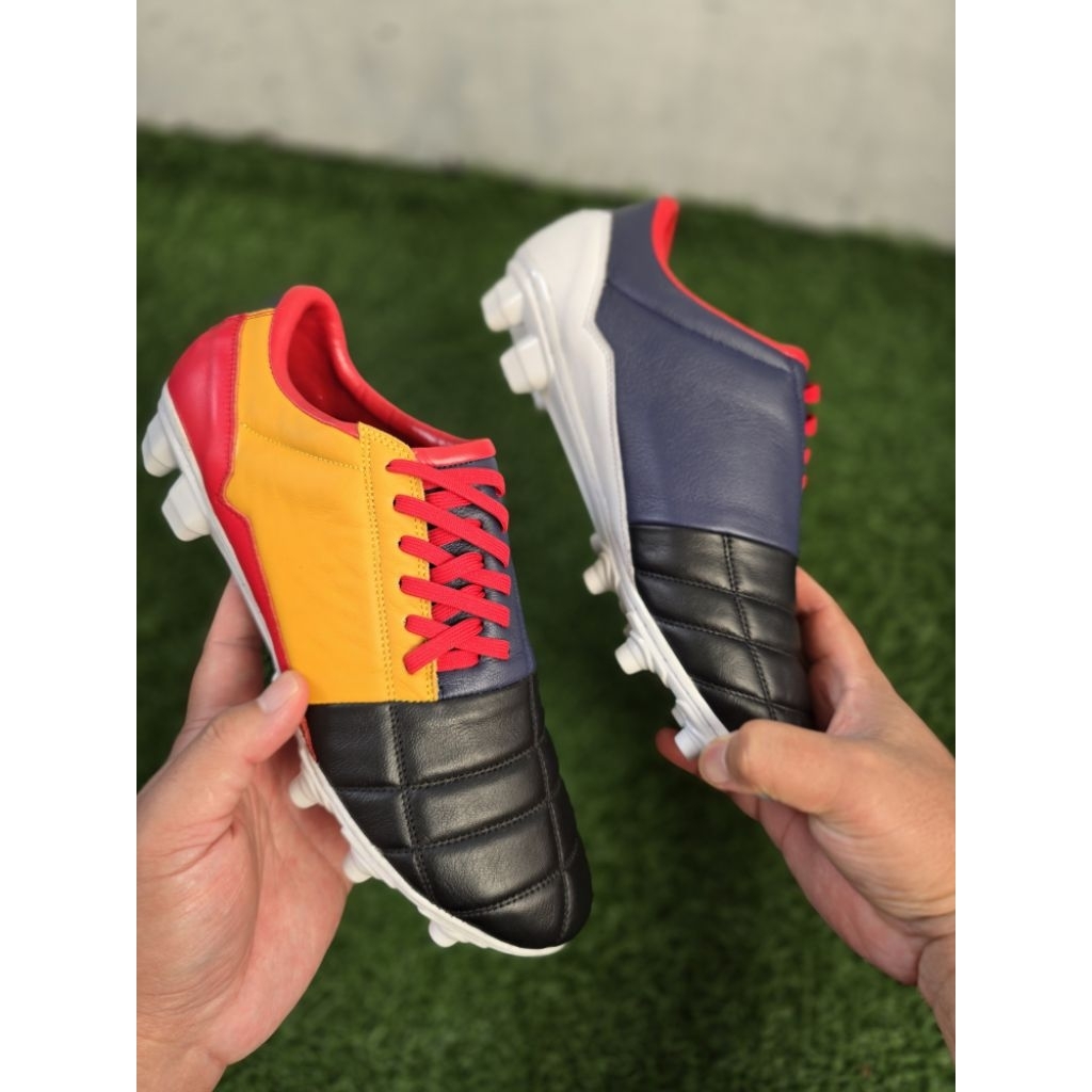 Sepatu Bola Volosh Xacto Multicollor.