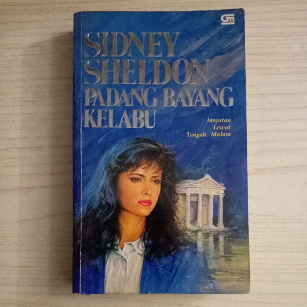 NOVEL PADANG BAYANG KELABU OLEH SIDNEY SHELDON