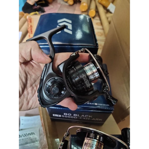 Gulungan Senar Pancing Rell Reel Daiwa BG Black LT Pilihan 2500 - 6000 Power Handel