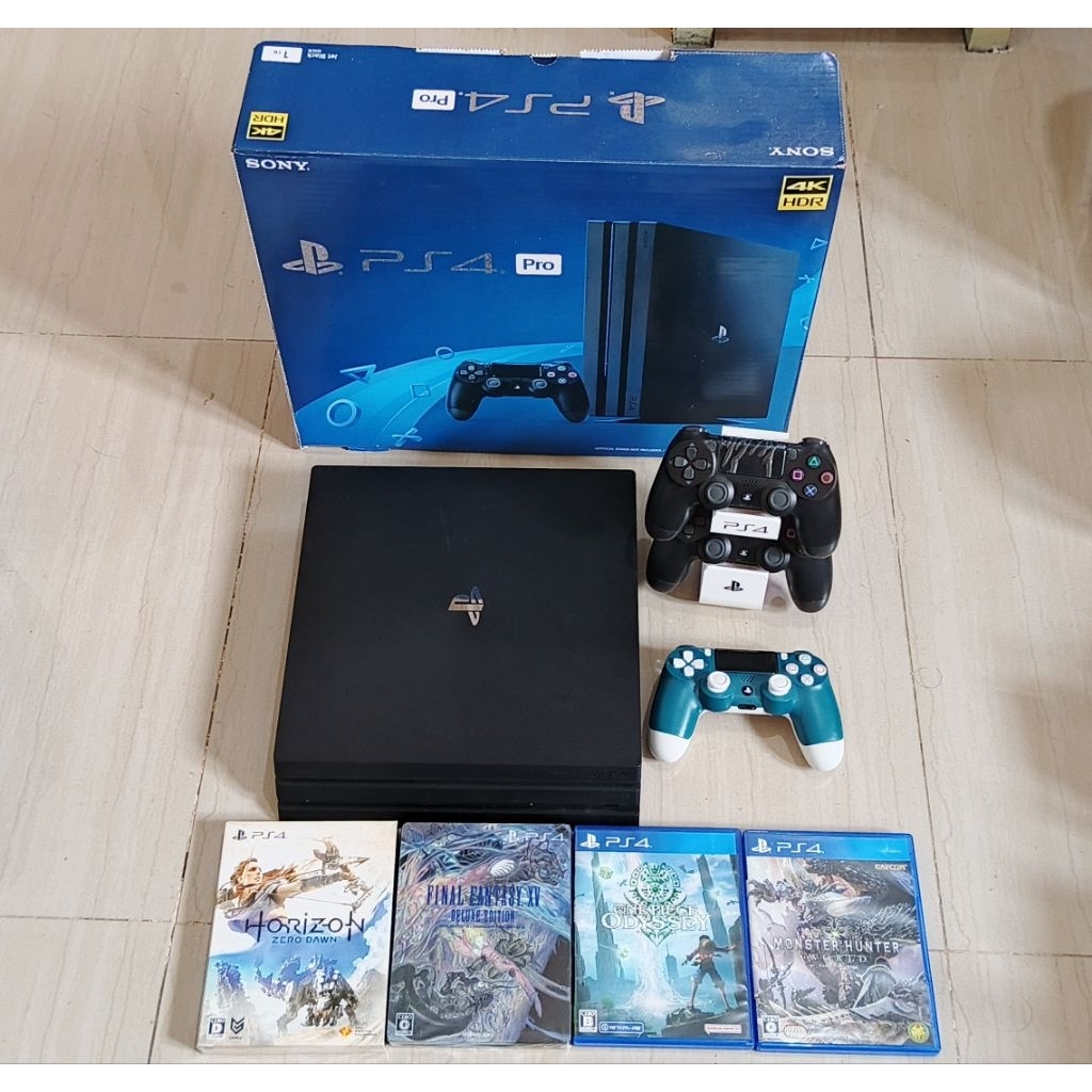 [PRELOVED] PS 4 PRO ORI 1TB SERI 72